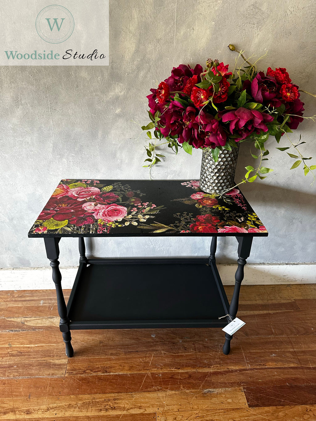 Bright Florals Table