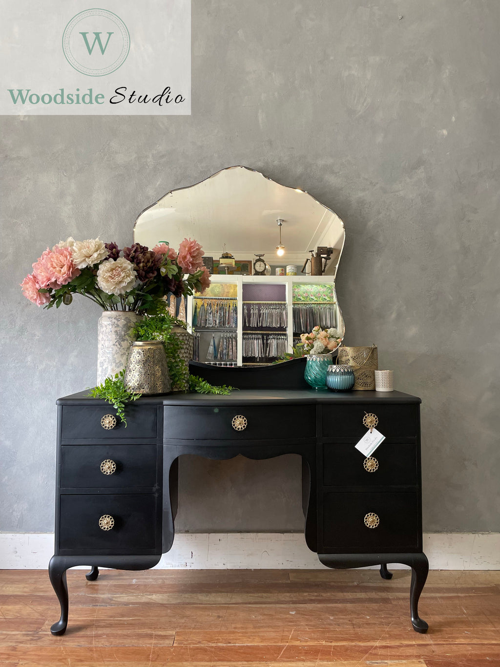 Black Dressing Table