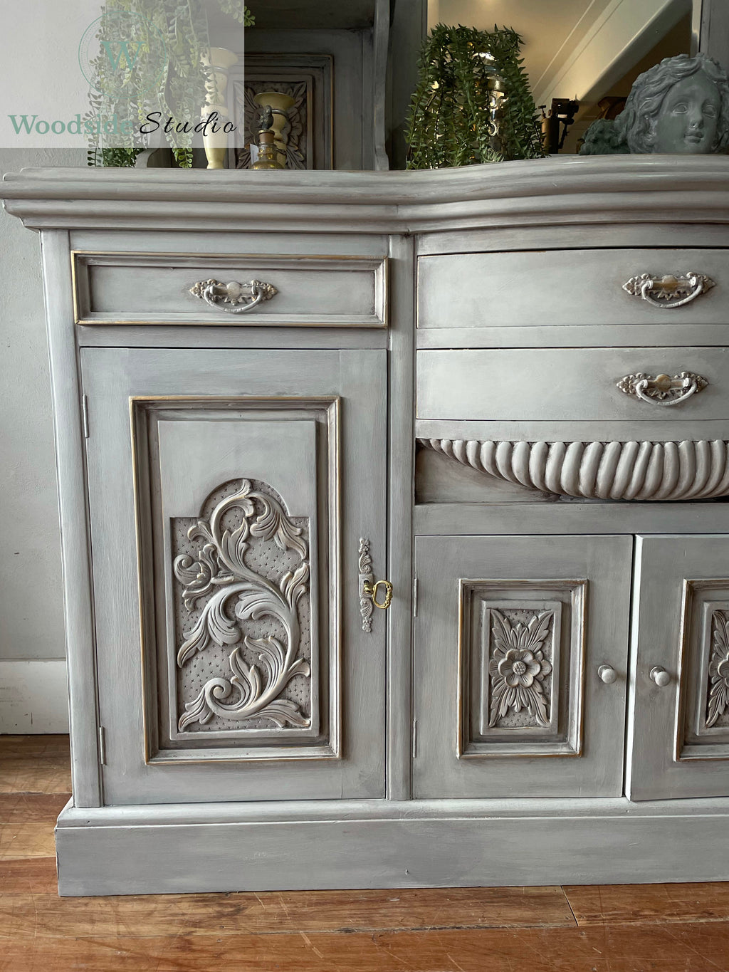 Aged French Style Hutch