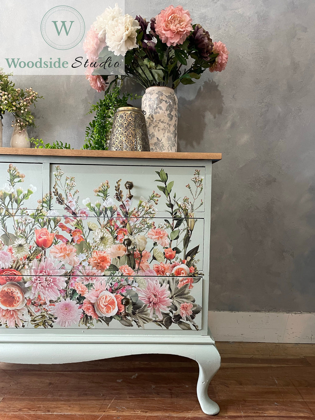 Remarkable Floral Dresser