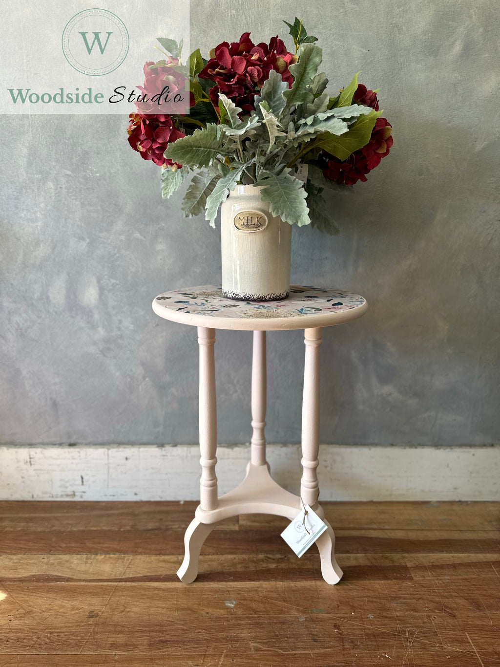 Blush Floral Table